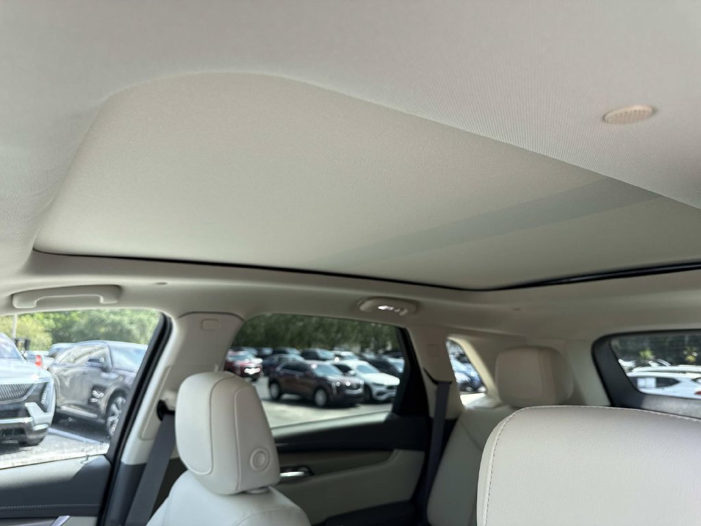 New 2026 Cadillac XT5 Premium Luxury w/ Driver Assist Package FWD image 32