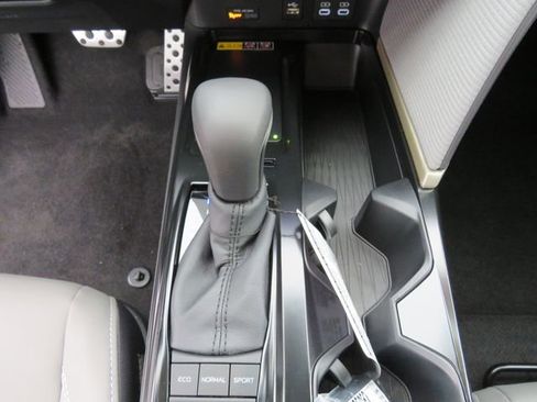 Certified 2026 Toyota Camry SE image 23