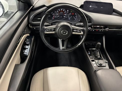 Used 2020 MAZDA MAZDA3 AWD Hatchback w/ Preferred Pkg image 18