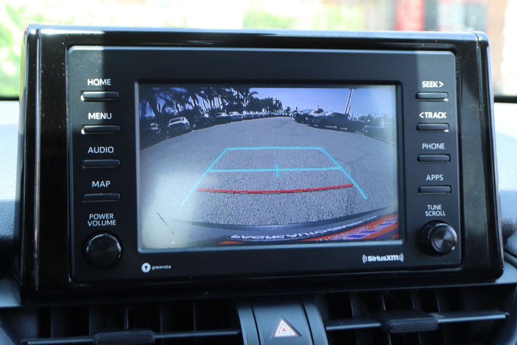 Used 2021 Toyota RAV4 LE FWD image 26