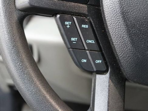 Used 2022 Ford F250 XLT w/ XLT Premium Package AWD/4WD image 16