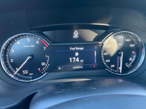 Used 2023 Cadillac XT4 Premium Luxury image 12