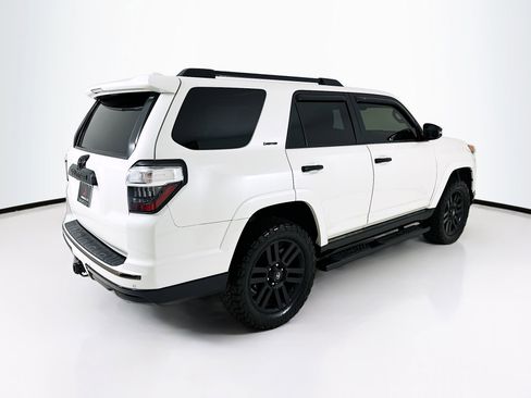 Used 2020 Toyota 4Runner Nightshade image 8