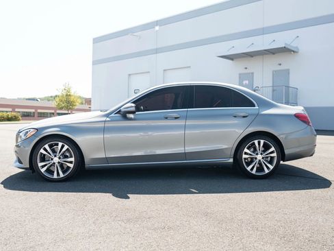 Used 2015 Mercedes-Benz C 300 Sedan image 3