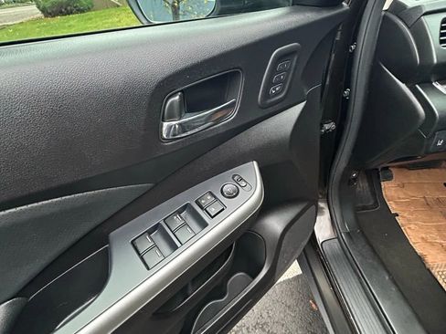 Used 2015 Honda CR-V Touring image 11