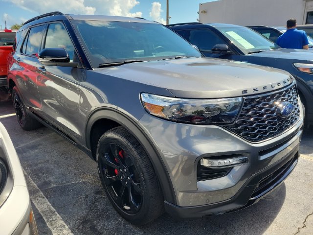 Used 2023 Ford Explorer ST w/ Equipment Group 401A AWD/4WD image 2