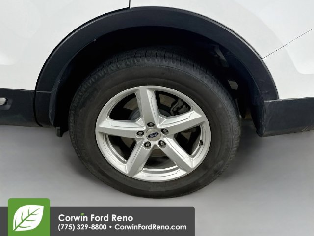 Used 2017 Ford Explorer XLT AWD/4WD image 31