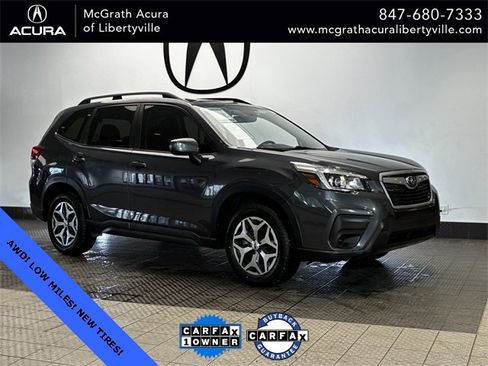 Used 2020 Subaru Forester Premium image 1
