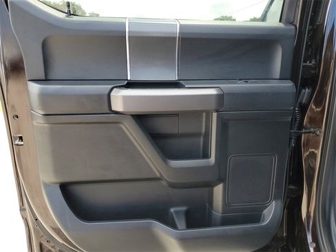 Used 2019 Ford F150 XLT w/ Equipment Group 302A Luxury image 11