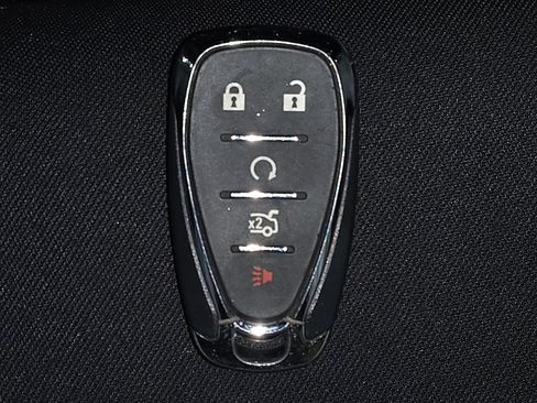 Used 2024 Chevrolet Malibu LT image 32