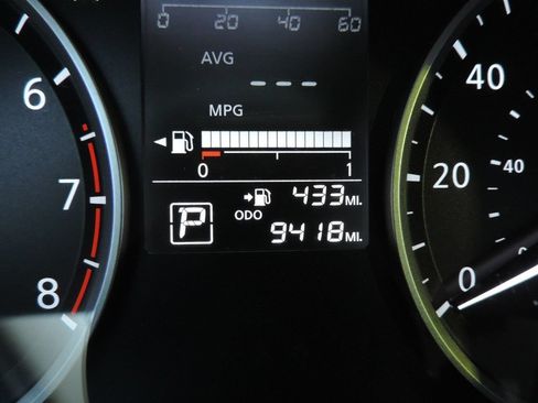 Certified 2025 Nissan Kicks Play S FWD image 27