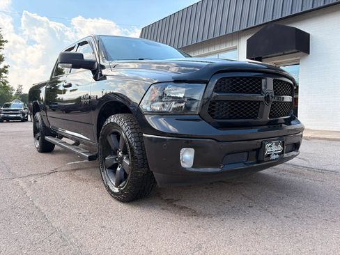 Used 2018 RAM 1500 Big Horn AWD/4WD image 2