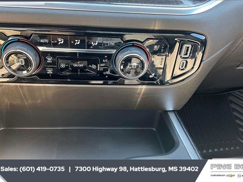 New 2026 Chevrolet Silverado 1500 LTZ w/ Z71 Off-Road Package AWD/4WD image 24