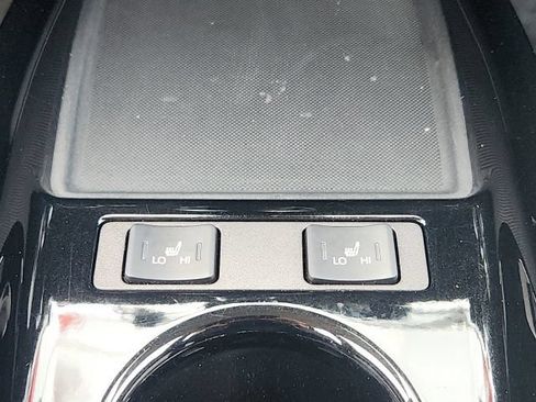 Used 2022 Toyota Prius Prime LE FWD image 21