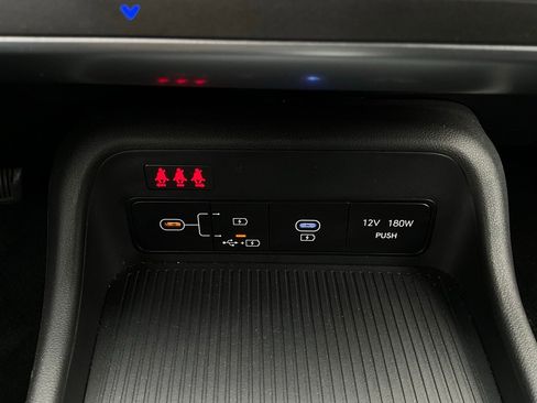 Used 2025 Hyundai Kona SEL image 26