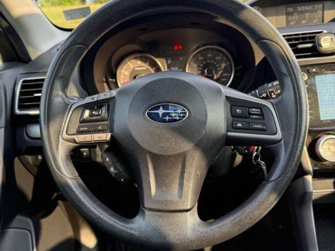Used 2016 Subaru Forester 2.5i Premium AWD/4WD image 16