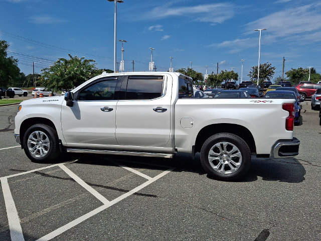 Used 2025 Chevrolet Silverado 1500 LTZ w/ Technology Package AWD/4WD image 7
