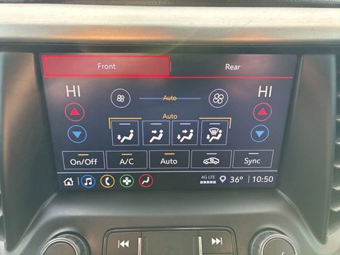 Used 2023 GMC Acadia SLE w/ Driver Convenience Package image 8