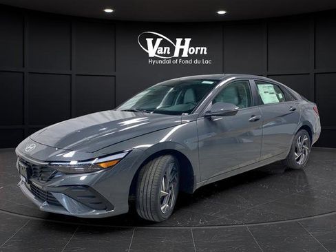 New 2026 Hyundai Elantra Limited image 7