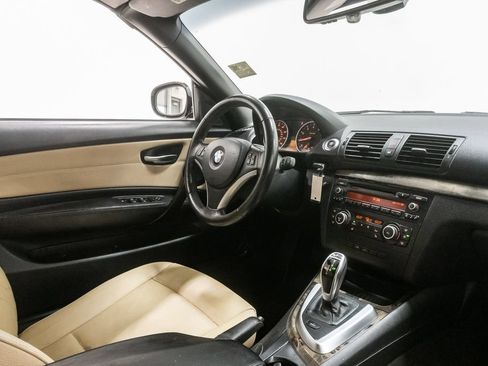 Used 2011 BMW 135i Convertible RWD image 20