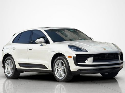 Used 2024 Porsche Macan AWD/4WD image 7
