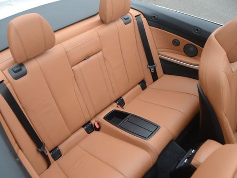 Used 2020 BMW 440i Convertible w/ Convenience Package image 13