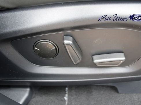 New 2026 Ford Explorer Active RWD image 8