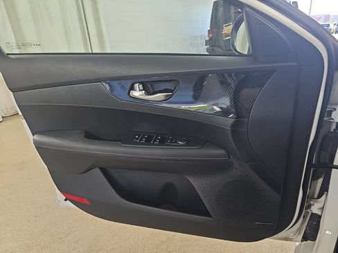 Used 2023 Kia Forte GT w/ GT2 Package FWD image 32