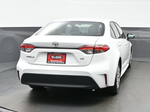 Used 2024 Toyota Corolla LE FWD image 5
