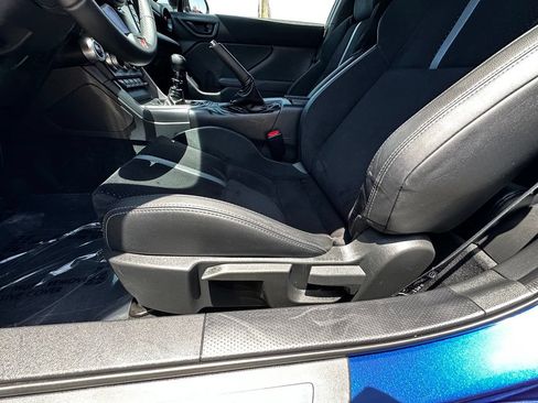 Used 2024 Toyota GR86 Premium RWD image 19