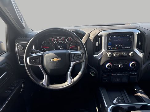 Used 2022 Chevrolet Silverado 3500 LTZ w/ LTZ Convenience Package AWD/4WD image 15