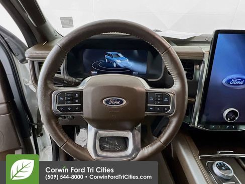 Used 2024 Ford Expedition Max King Ranch AWD/4WD image 8