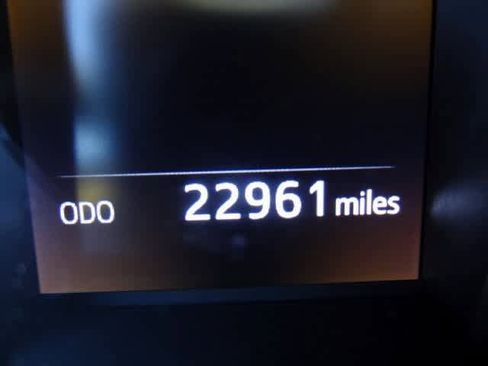 Used 2023 Toyota 4Runner Limited image 12