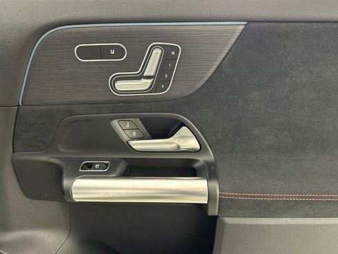 Certified 2023 Mercedes-Benz GLA 250 4MATIC image 24