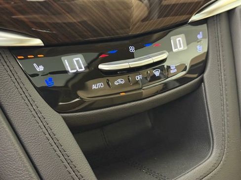 New 2025 Cadillac XT6 Premium Luxury w/ Platinum Package image 21