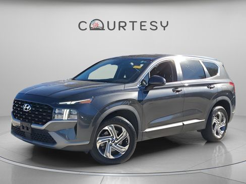 Used 2021 Hyundai Santa Fe SE image 1