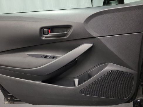 Used 2023 Toyota Corolla LE image 22