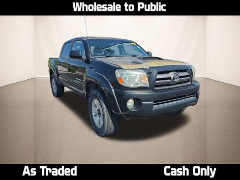 Used 2010 Toyota Tacoma PreRunner RWD image 1