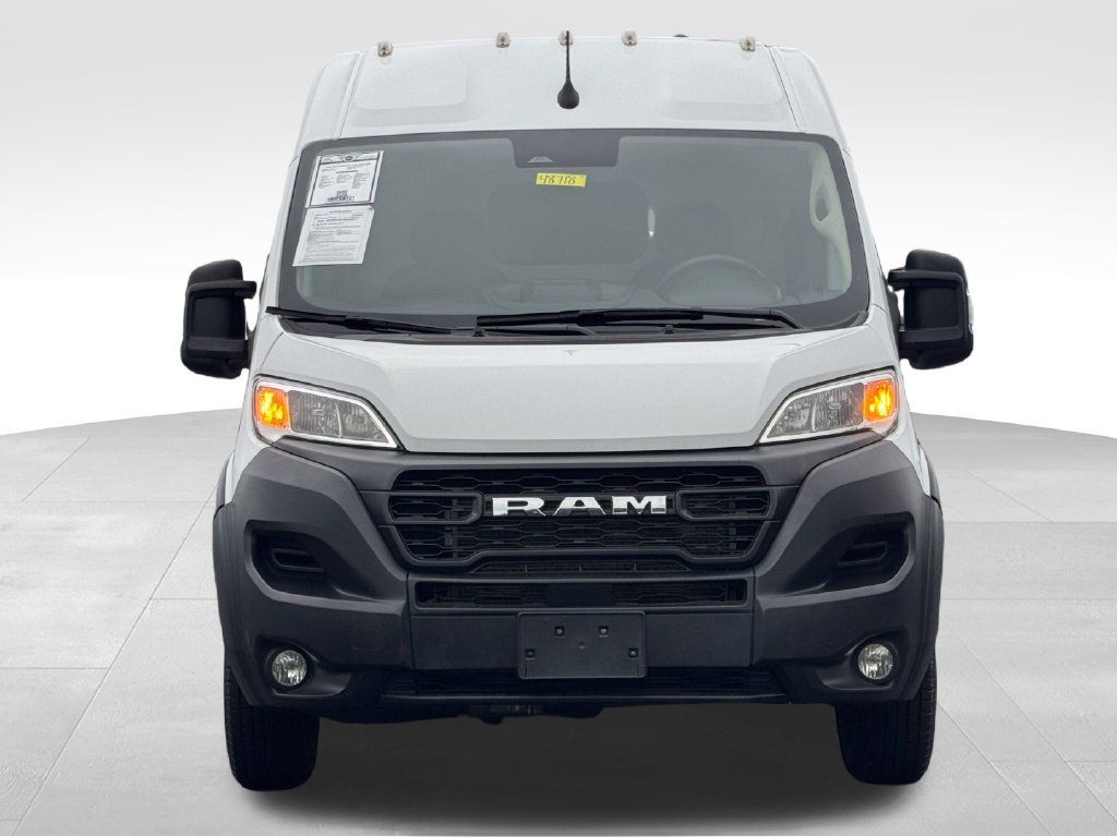 Used 2024 RAM ProMaster 2500 w/ Convenience Group FWD image 2