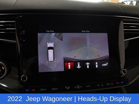 Used 2022 Jeep Wagoneer Series III w/ Premium Group I AWD/4WD image 18