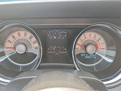 Used 2010 Ford Mustang GT image 12