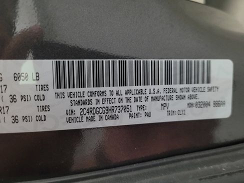 Used 2017 Dodge Grand Caravan SXT FWD image 33