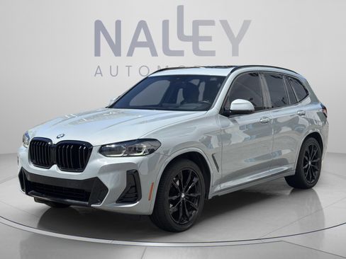 Used 2024 BMW X3 sDrive30i w/ Premium Package RWD image 2