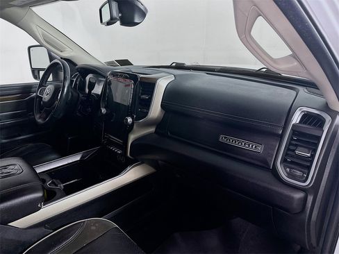 Used 2023 RAM 2500 Laramie image 32