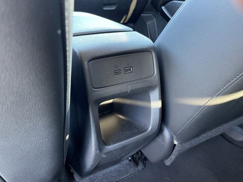 Used 2025 Chevrolet Trax LT w/ Driver Confidence Package image 27