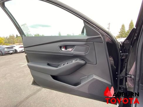Used 2023 Honda Accord Sport image 32