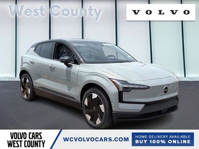 New 2026 Volvo EX30 Ultra w/ Climate Package