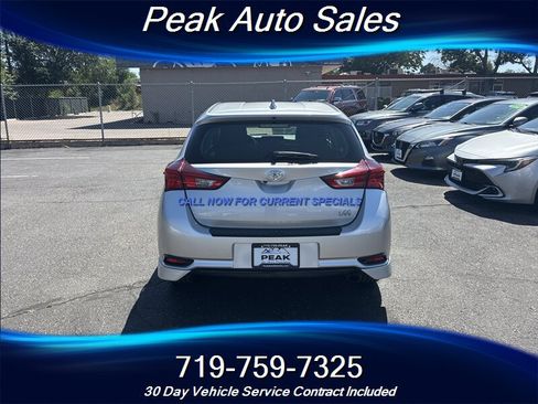 Used 2017 Toyota Corolla iM w/ Carpet Mat Package FWD image 4