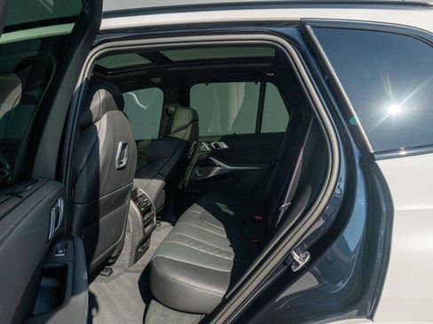 Used 2025 BMW X5 M Competition w/ Executive Package image 46