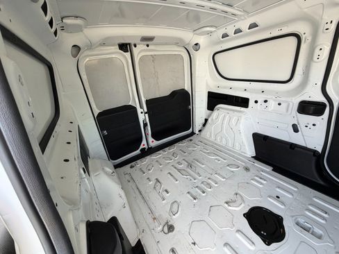 Used 2022 RAM ProMaster City Tradesman image 23